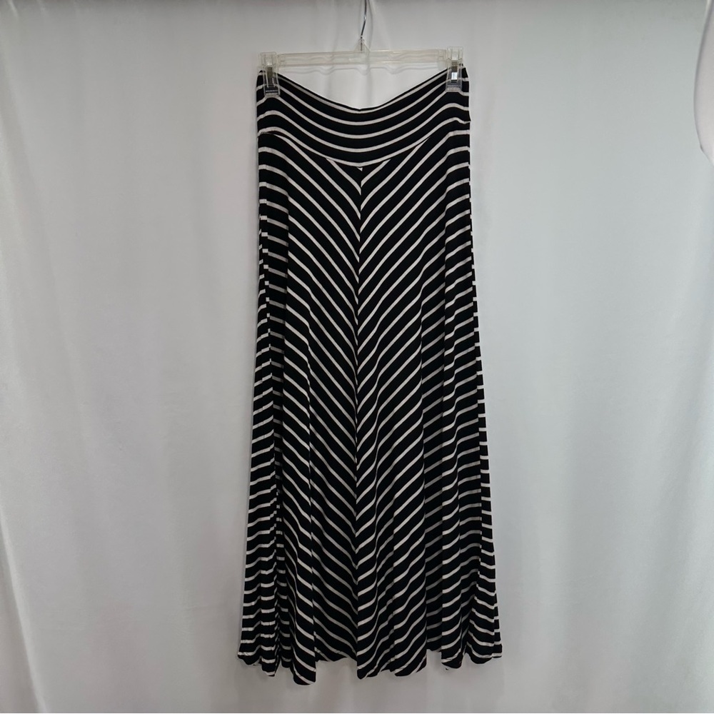 Black and White Striped Women's Skirt